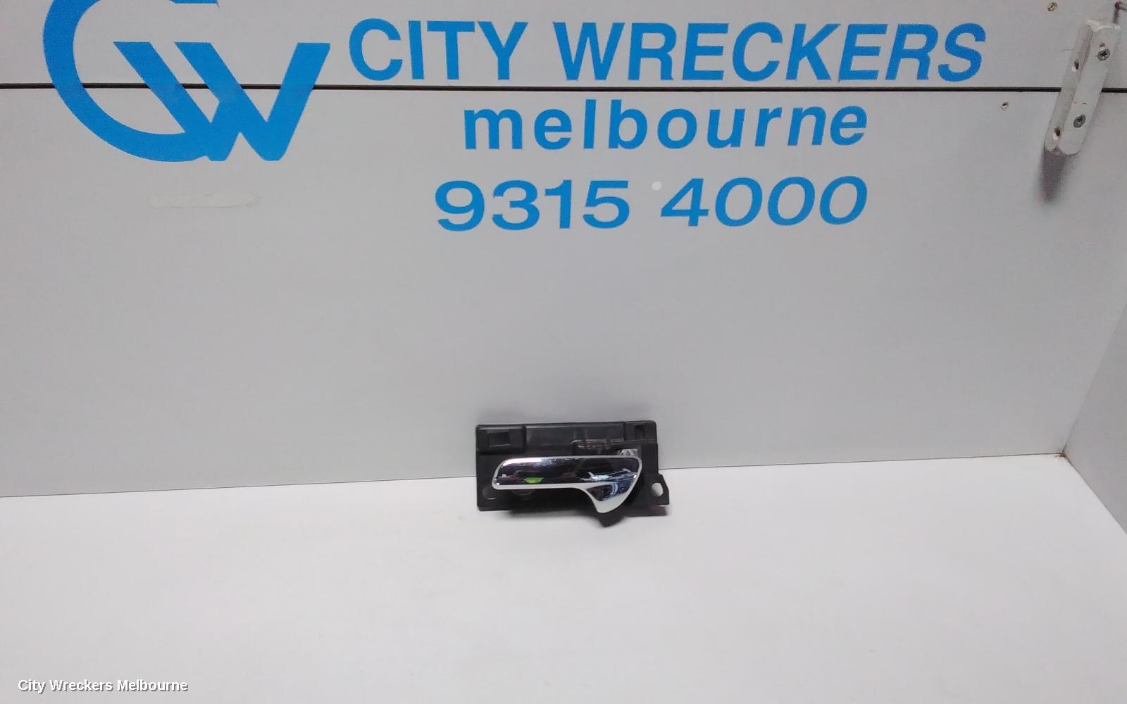 JEEP GRANDCHEROKEE DOOR HANDLE, INNER, LH FRONT, WK, 01/2011 ONWARDS