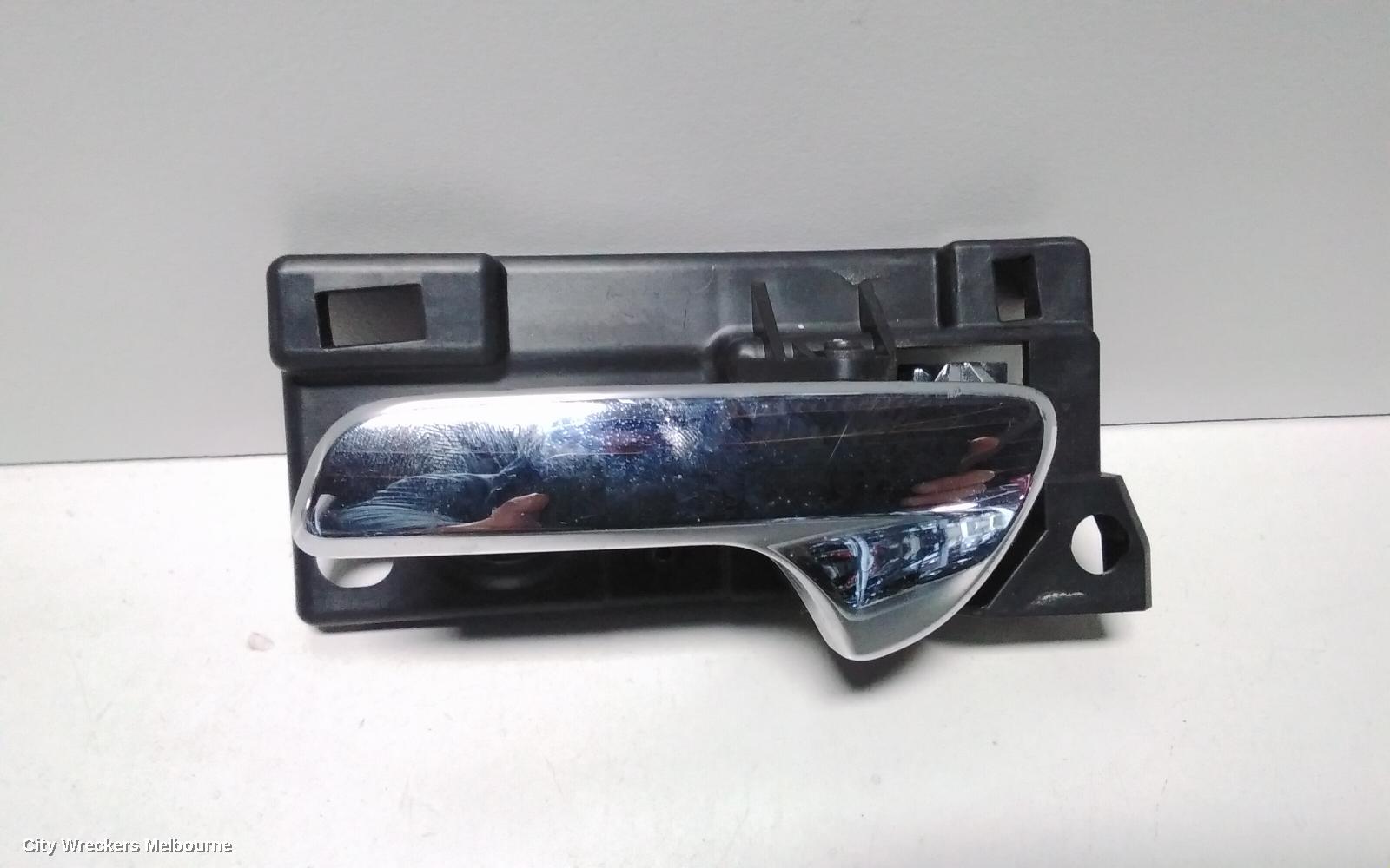 JEEP GRANDCHEROKEE DOOR HANDLE, INNER, LH FRONT, WK, 01/2011 - 07/2021