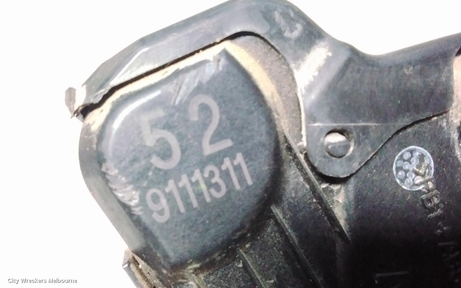TOYOTA HIACE DOOR/BOOT/GATE LOCK, LEFT FRONT DOOR LOCK, TRH/KDH, 03/2005 - 04/2019