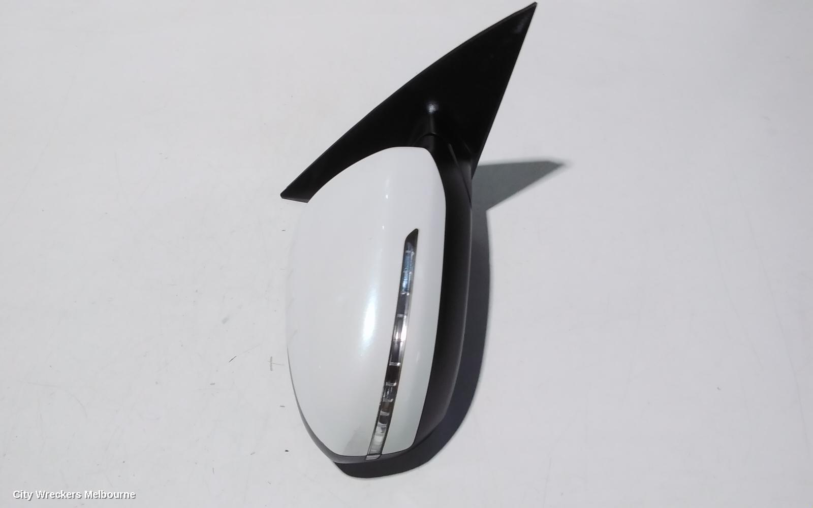 KIA OPTIMA RIGHT DOOR MIRROR, TF, POWER FOLD, NON BLIND SPOT, RECTANGLE PLUG TYPE (8 PIN), 10/2013 - 10/2015