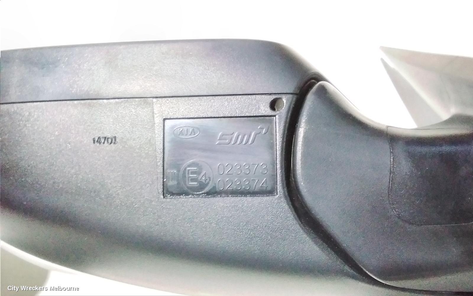 KIA OPTIMA LEFT DOOR MIRROR, TF, POWER FOLD, NON BLIND SPOT, RECTANGLE PLUG TYPE (8 PIN), 10/2013 - 10/2015