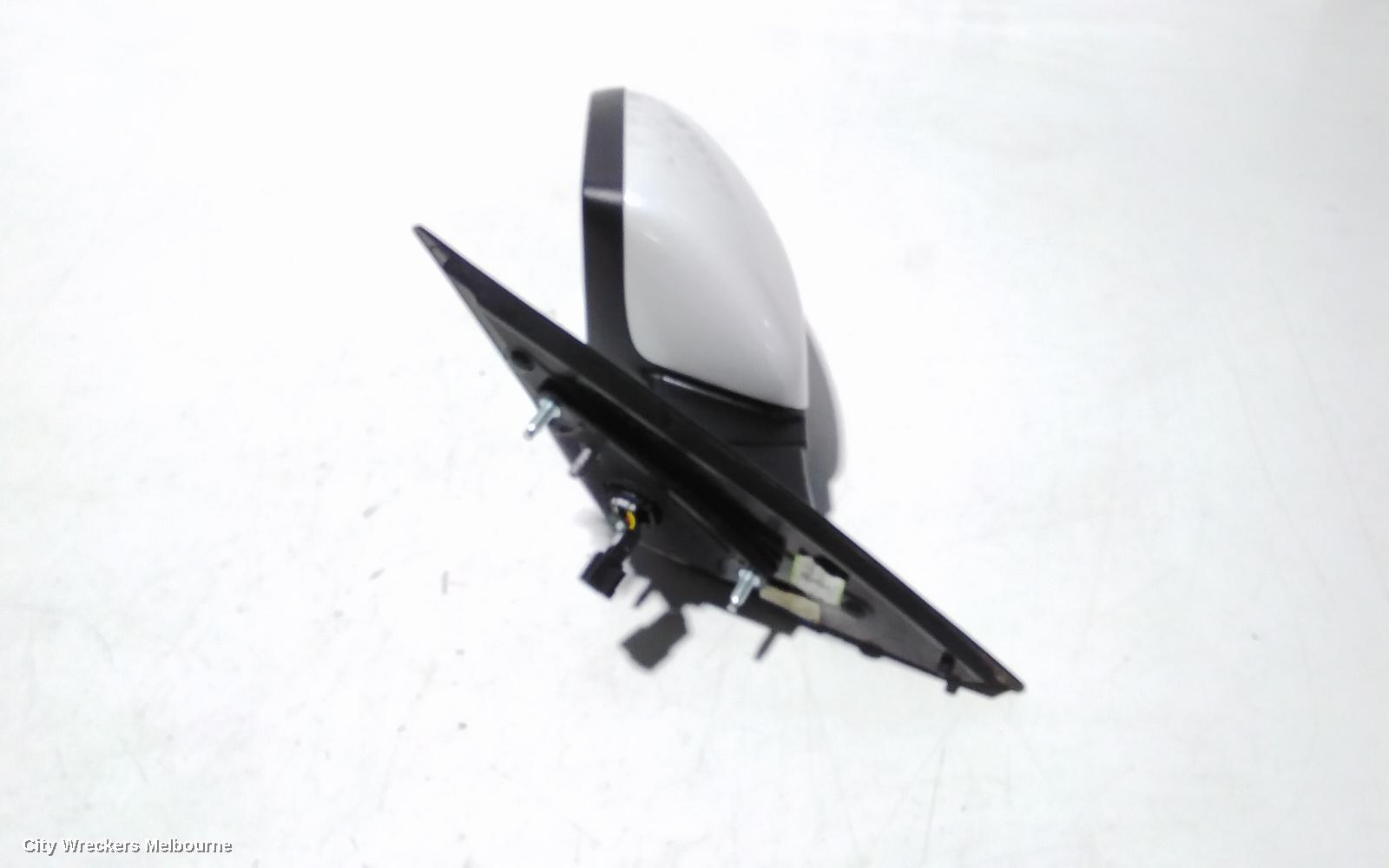 KIA OPTIMA LEFT DOOR MIRROR, TF, POWER FOLD, NON BLIND SPOT, RECTANGLE PLUG TYPE (8 PIN), 10/2013 - 10/2015