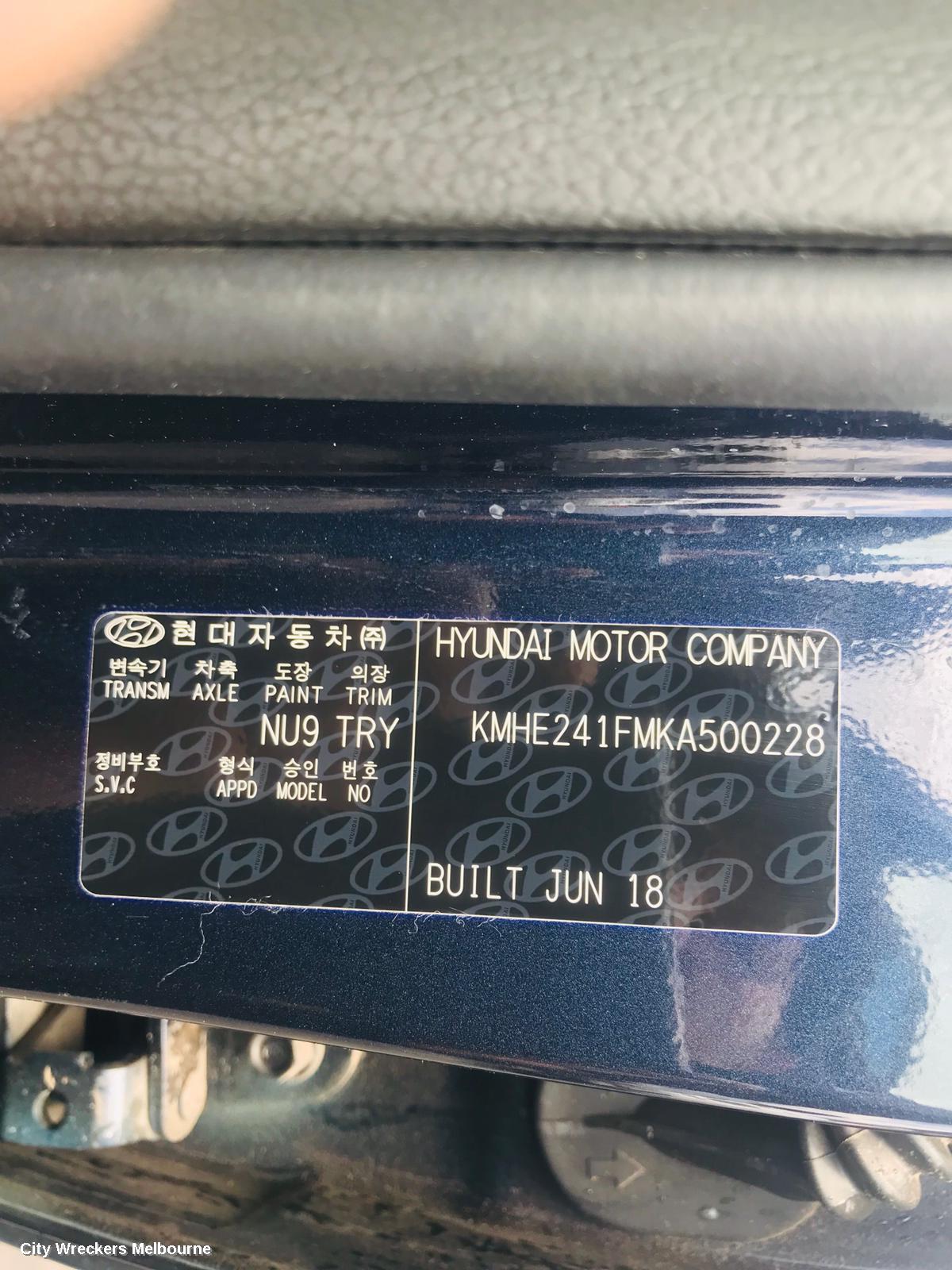 HYUNDAI SONATA LEFT FRONT HUB ASSEMBLY, LF, ALLOY KNUCKLE TYPE, 10/2014 - 01/2020