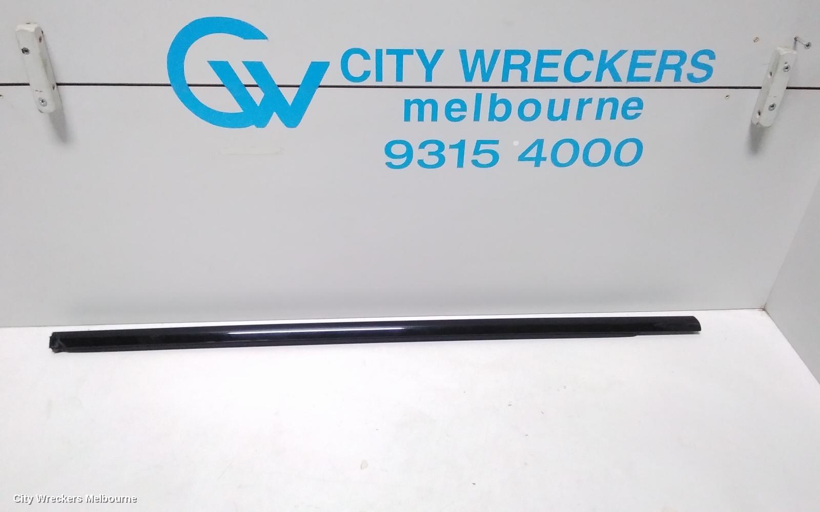LAND ROVER RANGEROVER EVOQUE DOOR MOULD, MOULD  REFER TO PHOTOS: 75569, L538, 11/2011 - 01/2019
