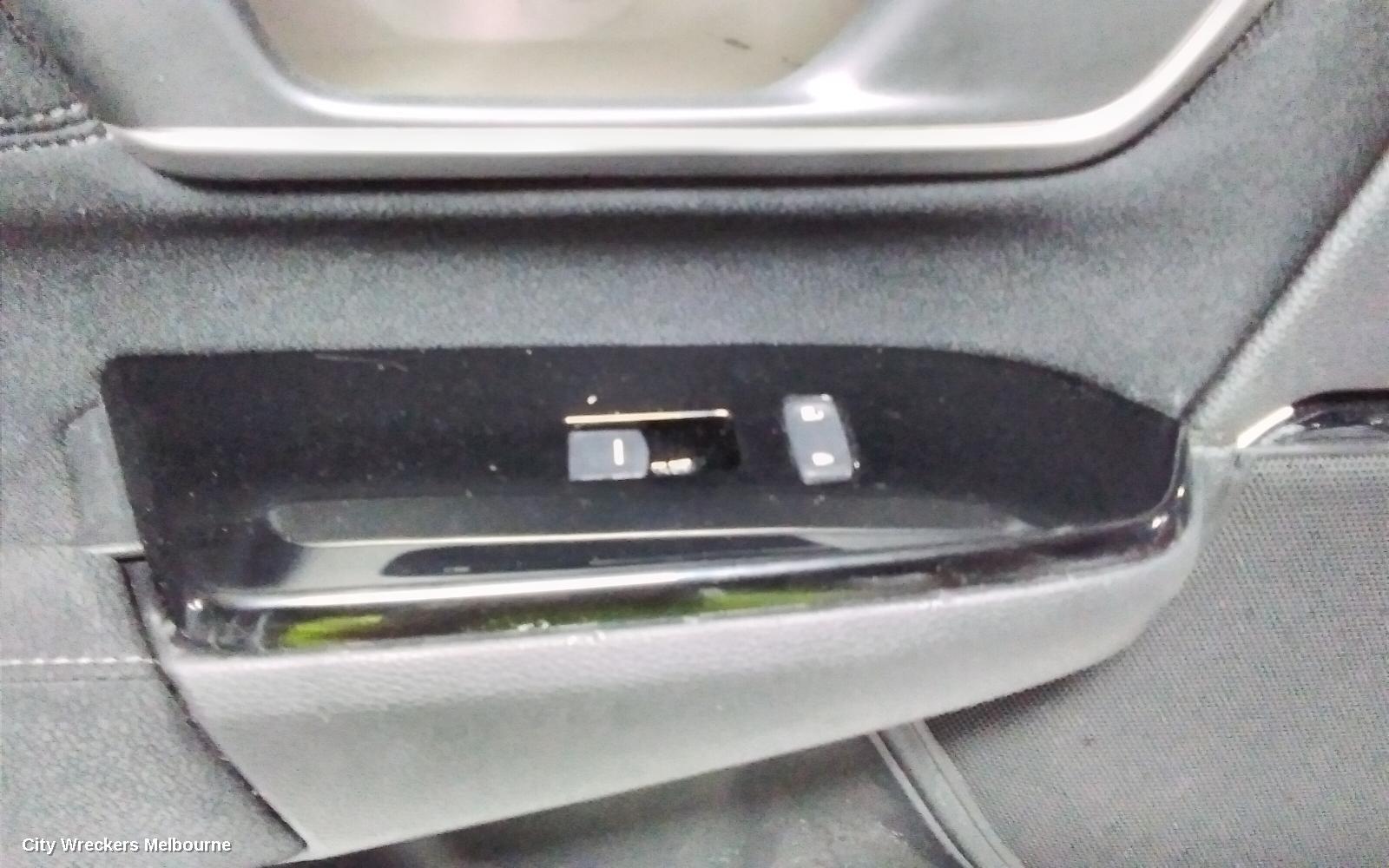 HONDA CRV DOOR TRIM, LH FRONT, RW, 05/2017 ONWARDS
