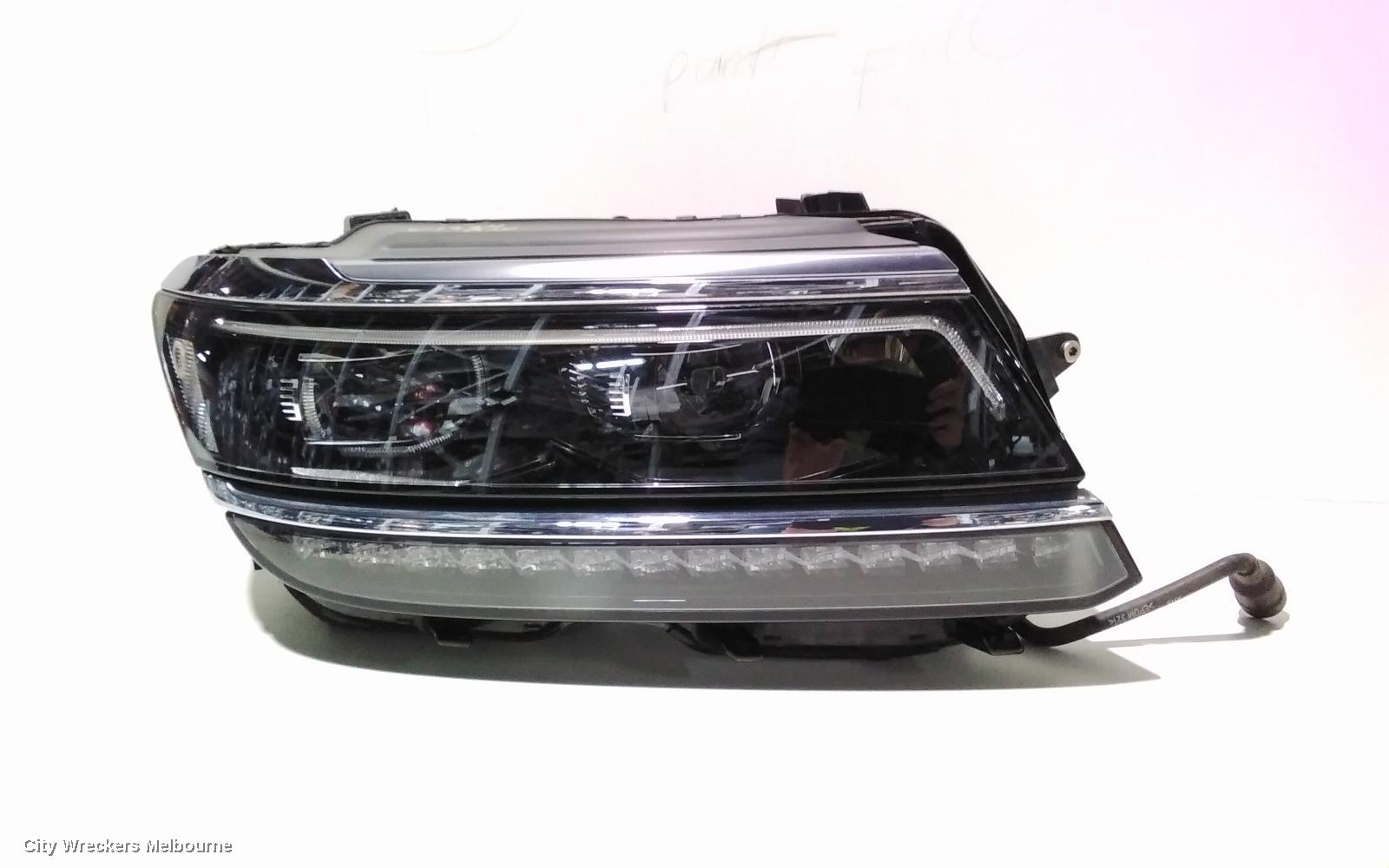 VOLKSWAGEN TIGUAN RIGHT HEADLAMP, 5NA, LED TYPE, 06/2016 - 02/2021