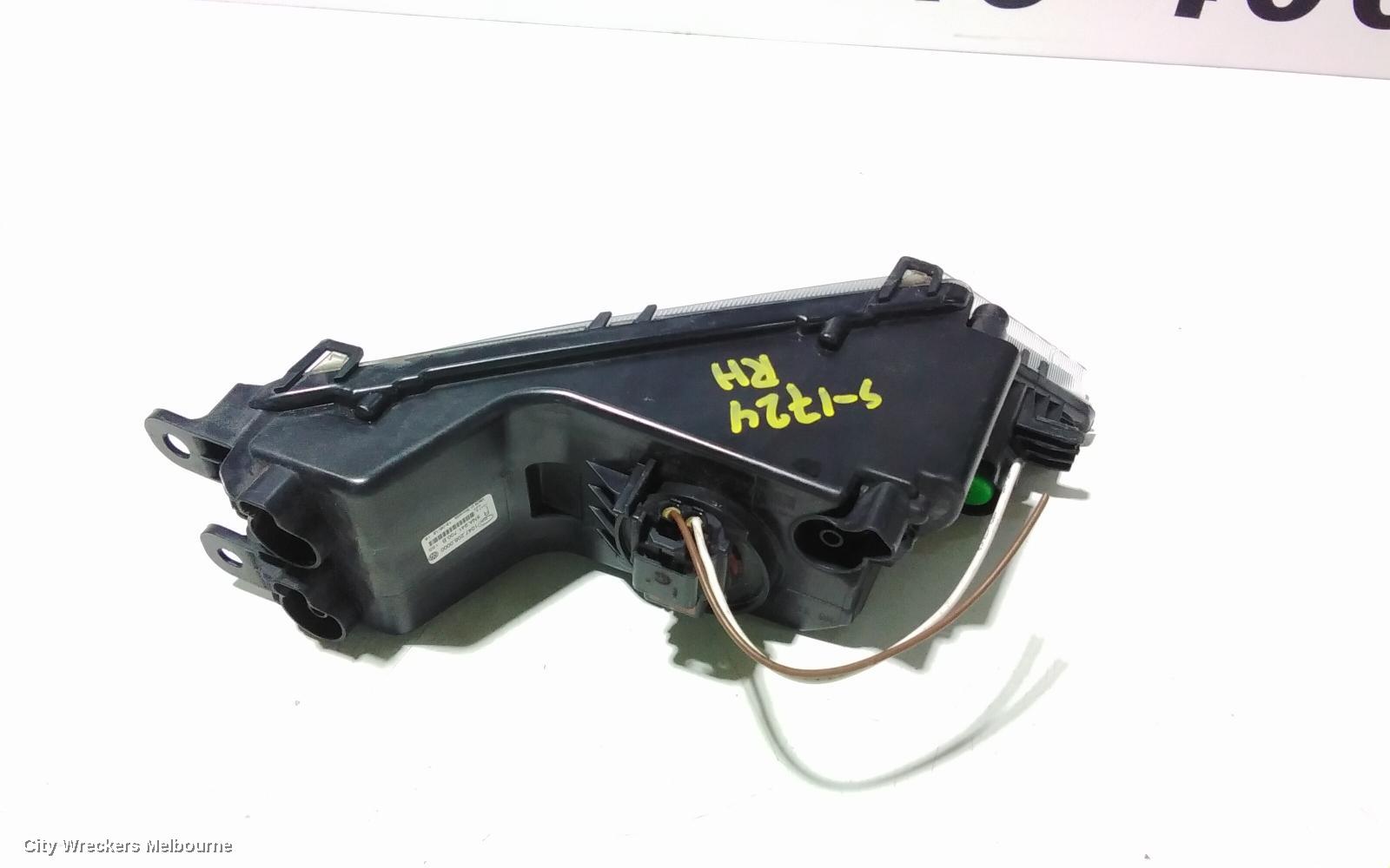 VOLKSWAGEN TIGUAN RIGHT INDICATOR/FOG/SIDE, BUMPER FOGLAMP, 5NA, 06/2016 - 05/2021