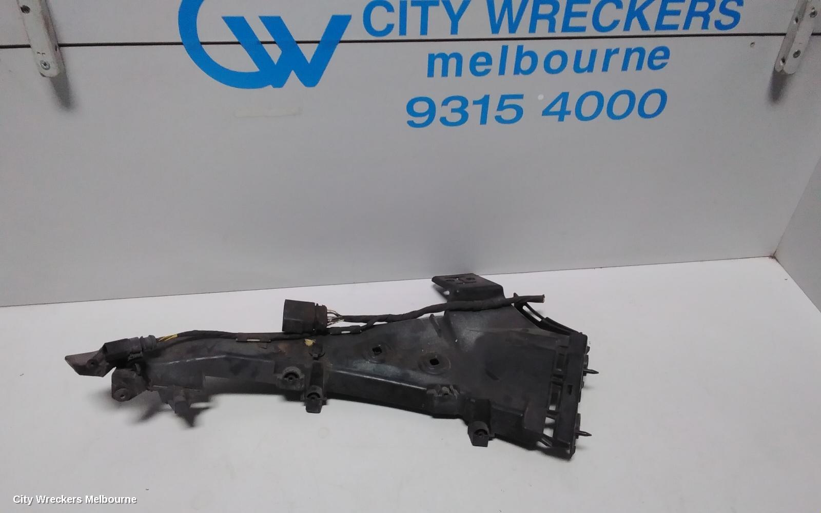 AUDI Q7, 4L, 09/2006 - 08/2015, BAR SLIDER RHF: 75675
