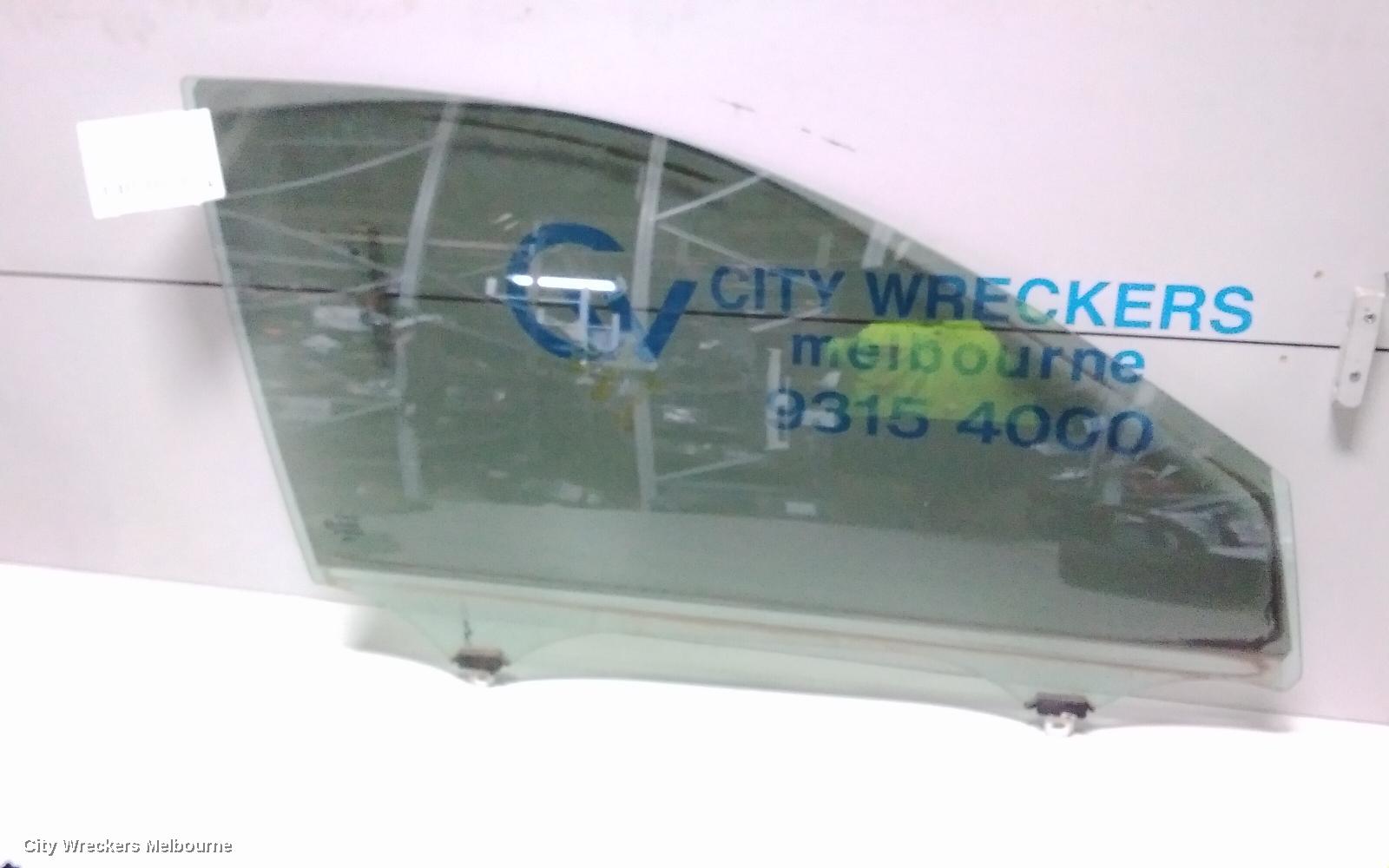 TOYOTA AURION RIGHT FRONT DOOR WINDOW, GSV40R, 10/2006 - 03/2012