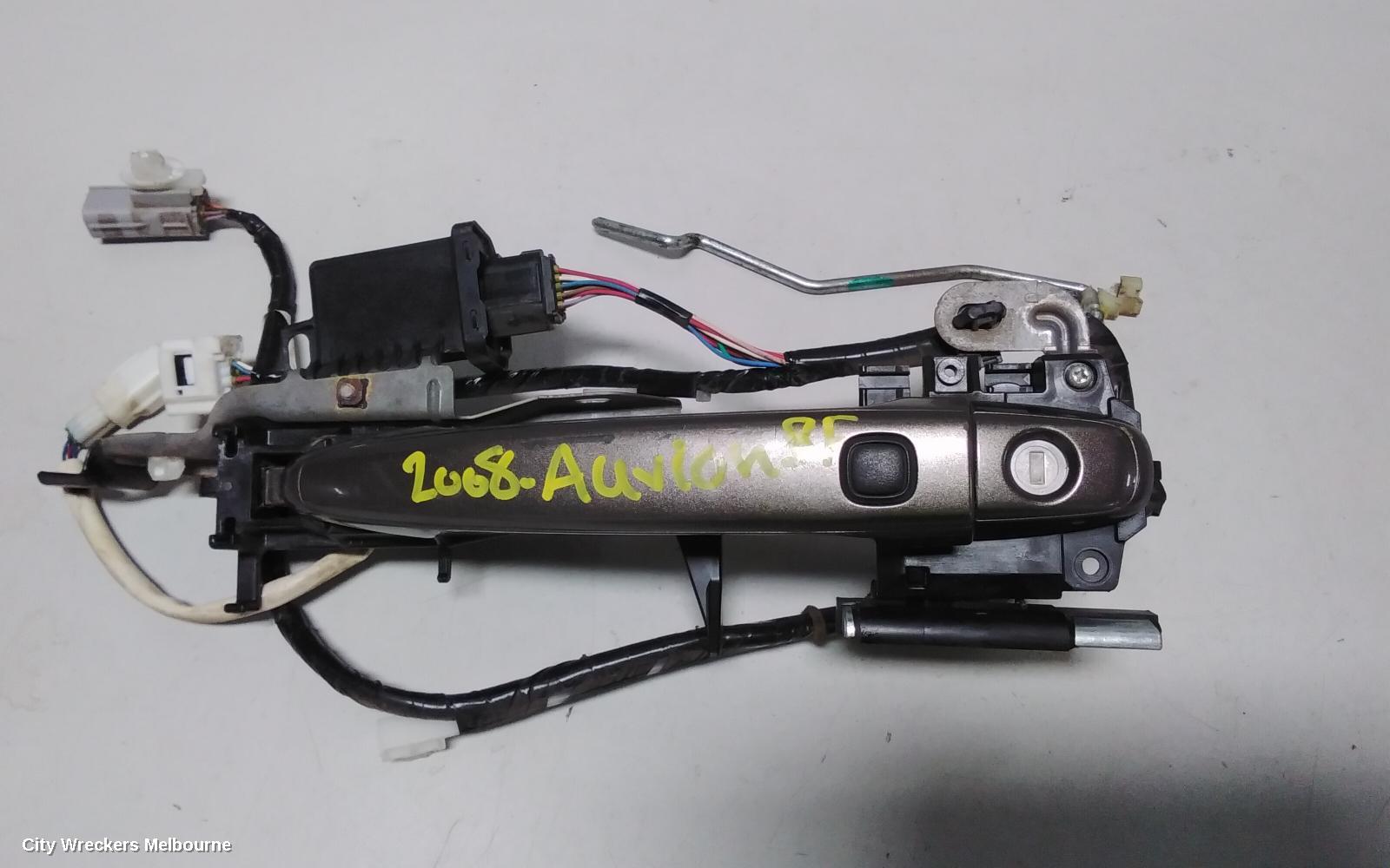 TOYOTA AURION DOOR HANDLE, OUTER, RH FRONT, COLOUR CODED, GSV40R, 10/2006 - 08/2009