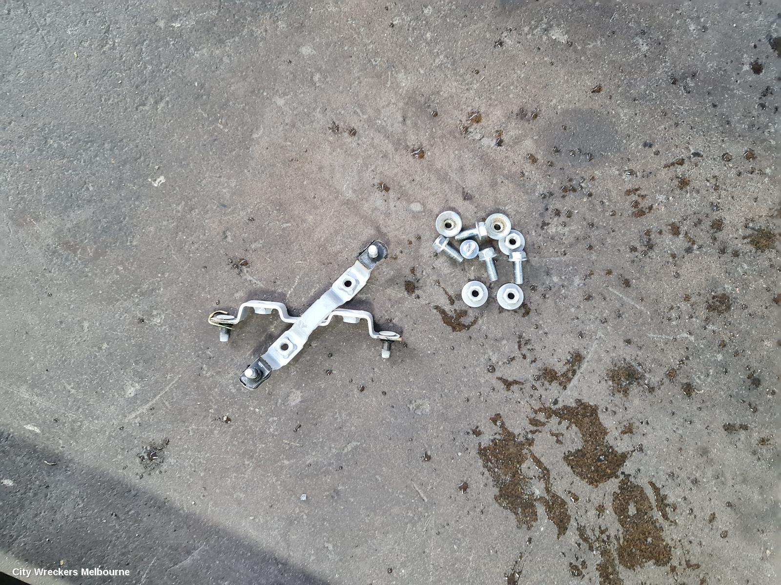 MITSUBISHI ASX ROOF RAIL, 05/2010 ONWARDS
