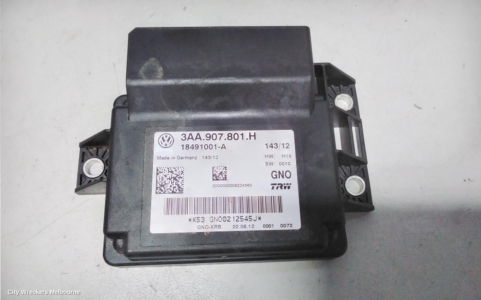 VOLKSWAGEN PASSAT AIRBAG MODULE/SENSOR, MODULE, 3C/MK6 B7, SEDAN, 06/2011 - 09/2012