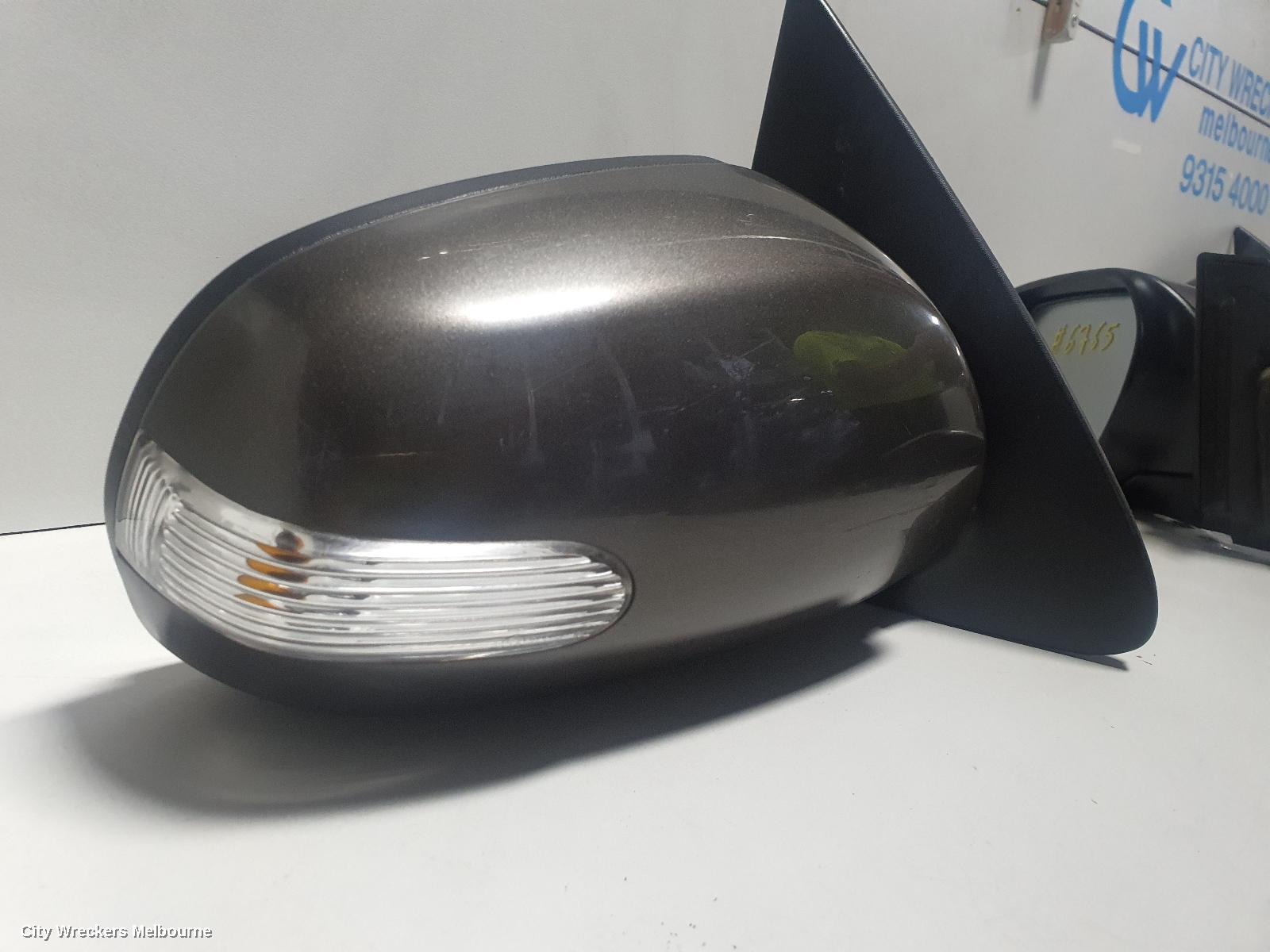 KIA CERATO RIGHT DOOR MIRROR, TD, THICK BLINKER TYPE, SEDAN, 10/2008 - 07/2010
