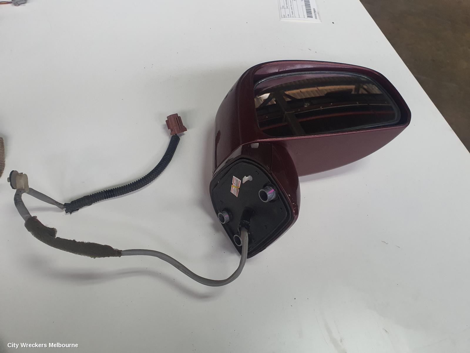 NISSAN TIIDA RIGHT DOOR MIRROR, C11, POWER, 3 WIRE TYPE, 09/2004 - 01/2013