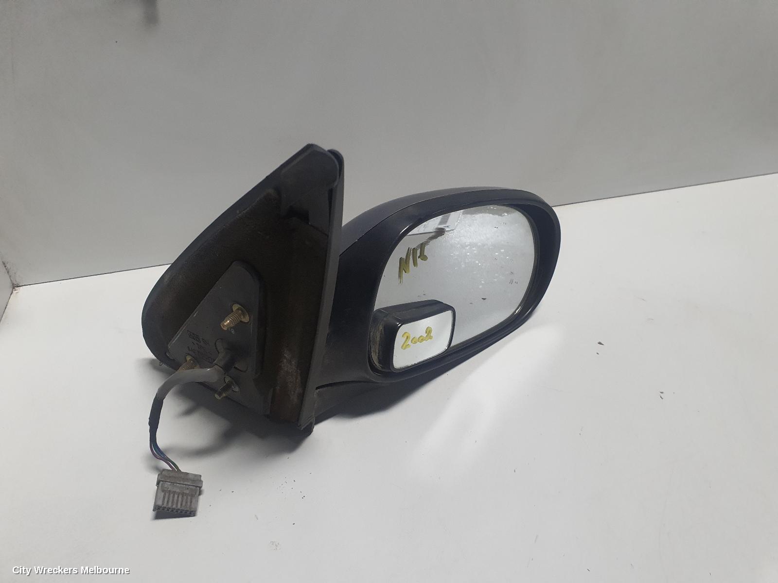 NISSAN PULSAR RIGHT DOOR MIRROR