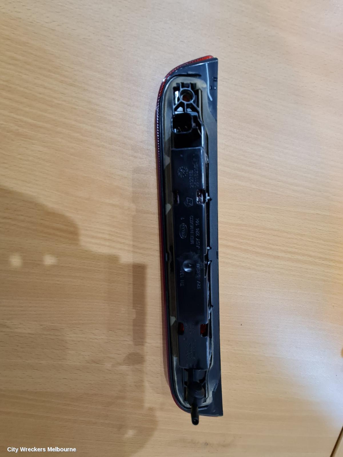 JEEP PATRIOT HIGH LEVEL STOPLIGHT, MK 08/2007 - 12/2016
