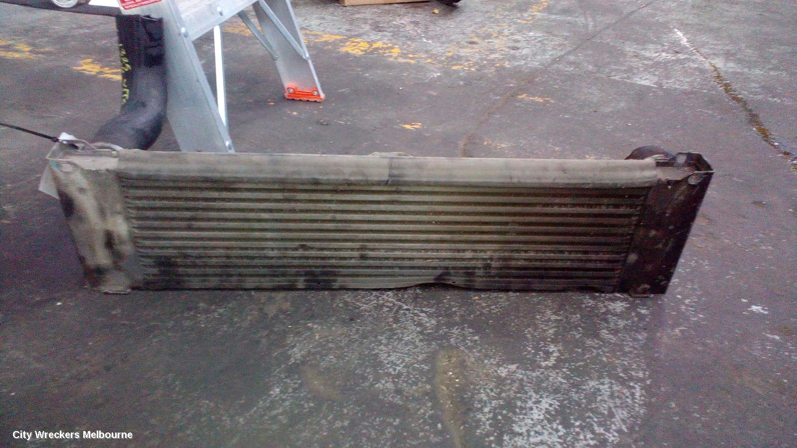 MERCEDES VITO INTERCOOLER, DIESEL, 2.1, 639, 04/2004 - 12/2006