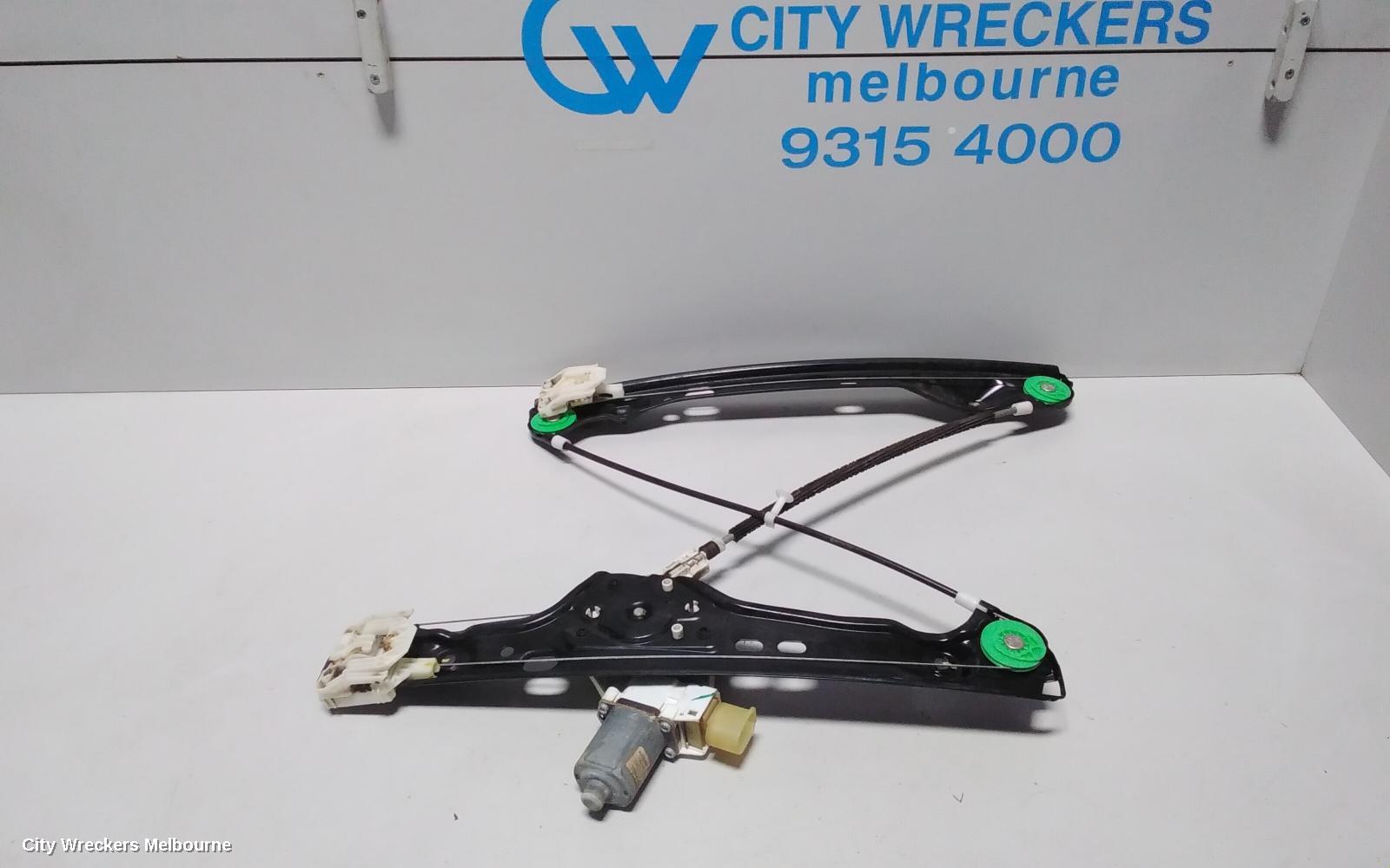 BMW 3 SERIES RIGHT FRONT WINDOW REG/MOTOR, E90, SEDAN, 03/2005 - 01/2012