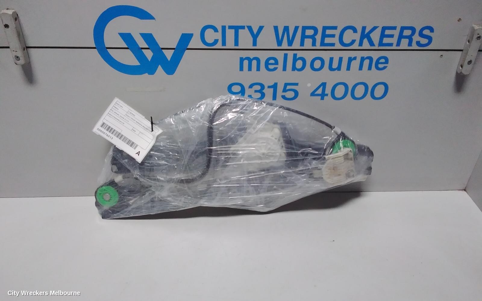 BMW 3 SERIES RIGHT FRONT WINDOW REG/MOTOR, E90, SEDAN, 03/2005 - 01/2012