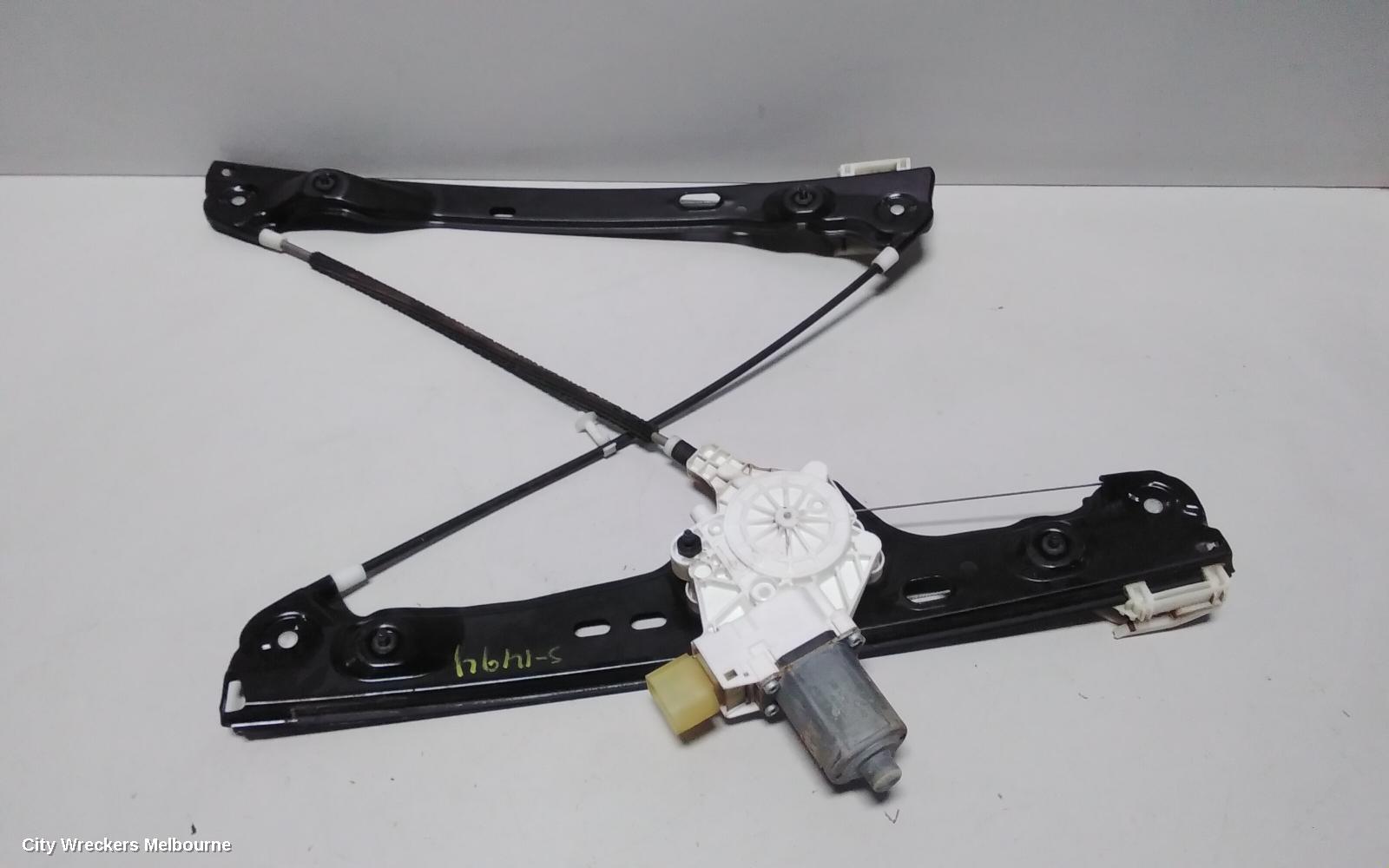 BMW 3 SERIES RIGHT FRONT WINDOW REG/MOTOR, E90, SEDAN, 03/2005 - 01/2012