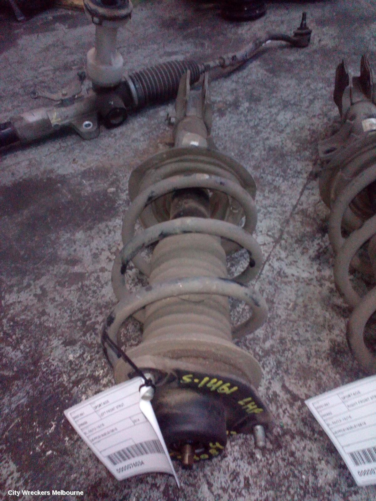 KIA SPORTAGE LEFT FRONT STRUT, SL, 06/2013 - 10/2015