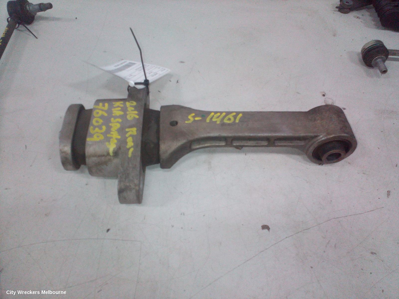 KIA SPORTAGE MOUNT, SL, 07/2010 - 10/2015