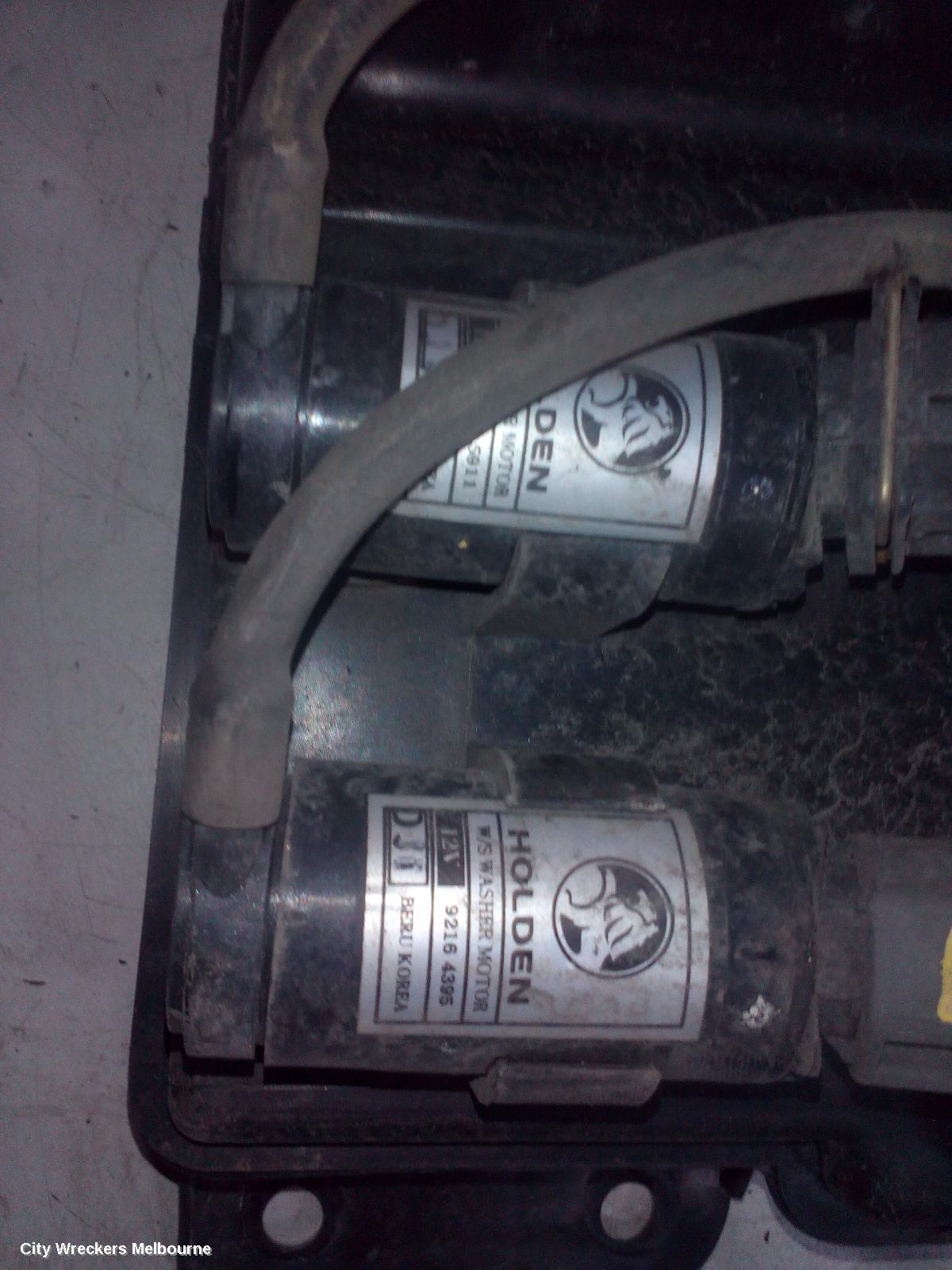 HOLDEN COMMODORE WASHER BOTTLE, VE, WAGON, 08/2006 - 04/2013