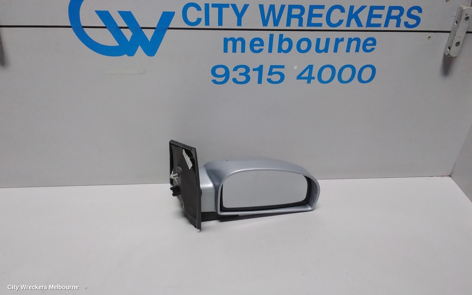 HYUNDAI GETZ RIGHT DOOR MIRROR, TB, 3DR/5DR HATCH, POWER, COLOUR CODED, 09/2002 - 09/2011