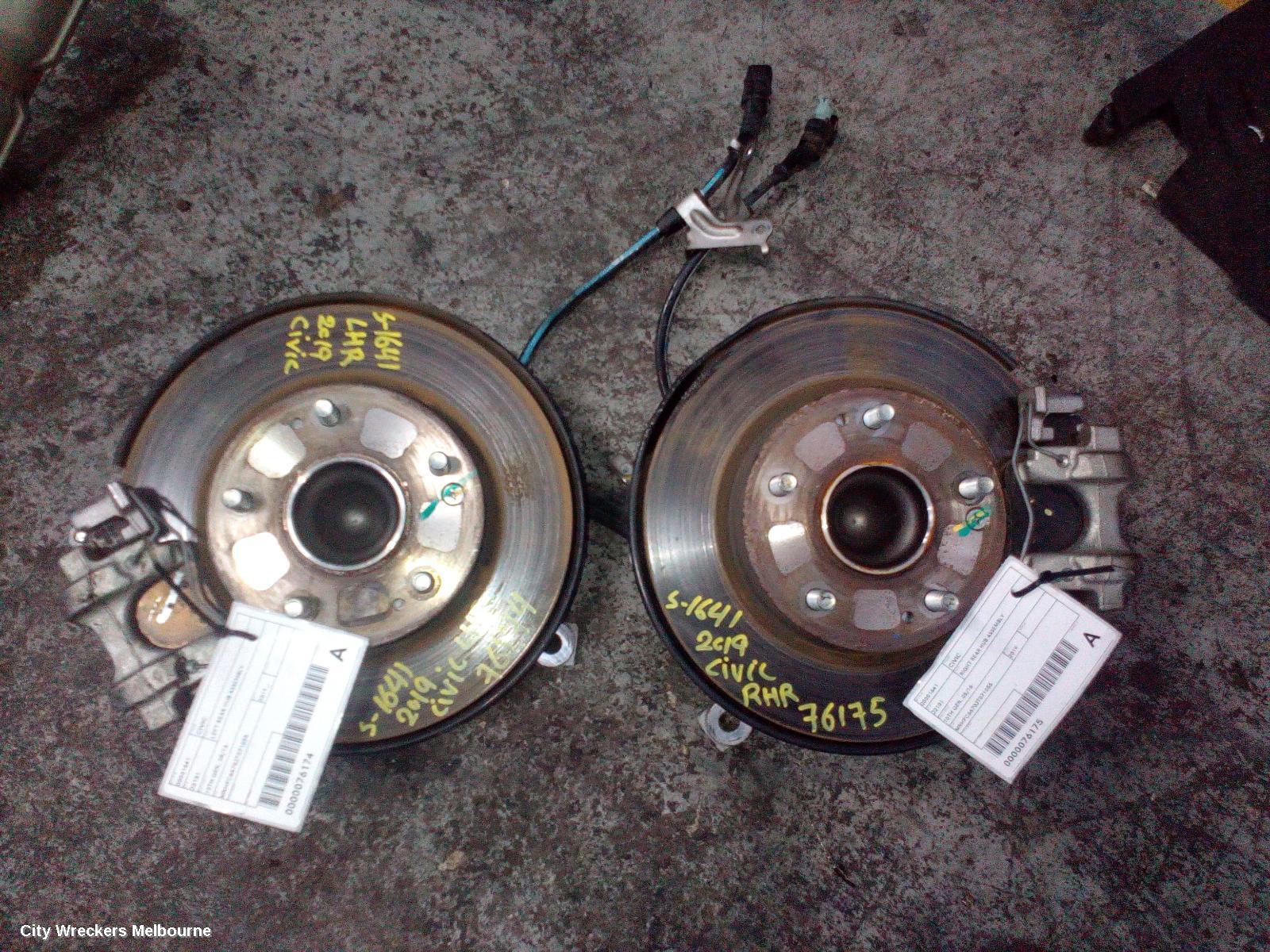 HONDA CIVIC RIGHT REAR HUB ASSEMBLY, 10TH GEN, 05/2016 - 08/2021