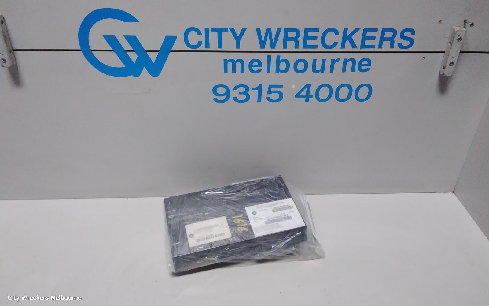 CHRYSLER 300C RADIO/CD/DVD/SAT/TV, AMPLIFIER, LX, 07/2012 ONWARDS