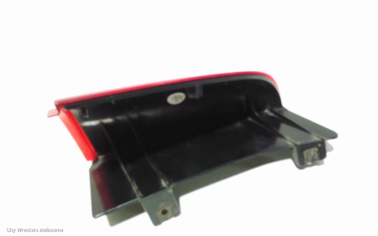 MERCEDES VITO RIGHT TAILLIGHT, UPPER TAILGATE, 639, 02/2006 - 02/2015