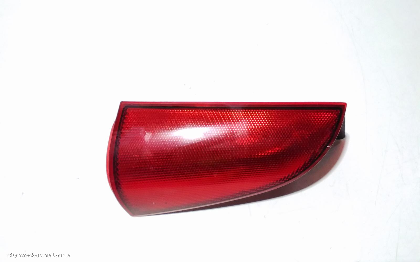 MERCEDES VITO RIGHT TAILLIGHT, UPPER TAILGATE, 639, 02/2006 - 02/2015