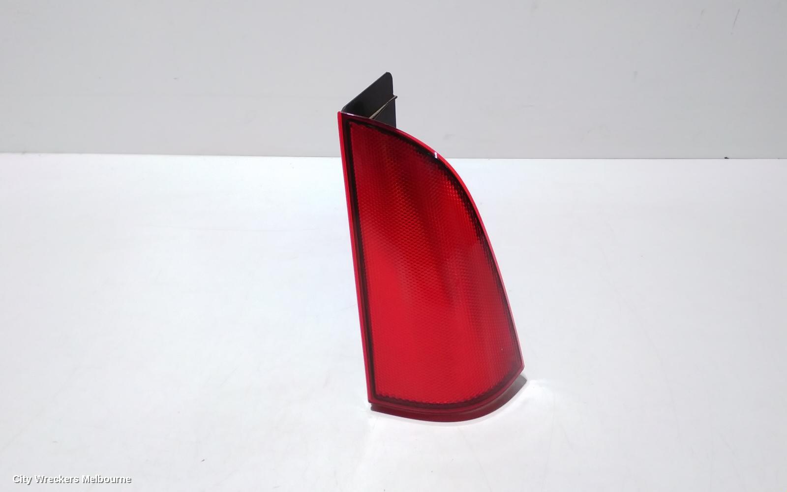 MERCEDES VITO RIGHT TAILLIGHT, UPPER TAILGATE, 639, 02/2006 - 02/2015