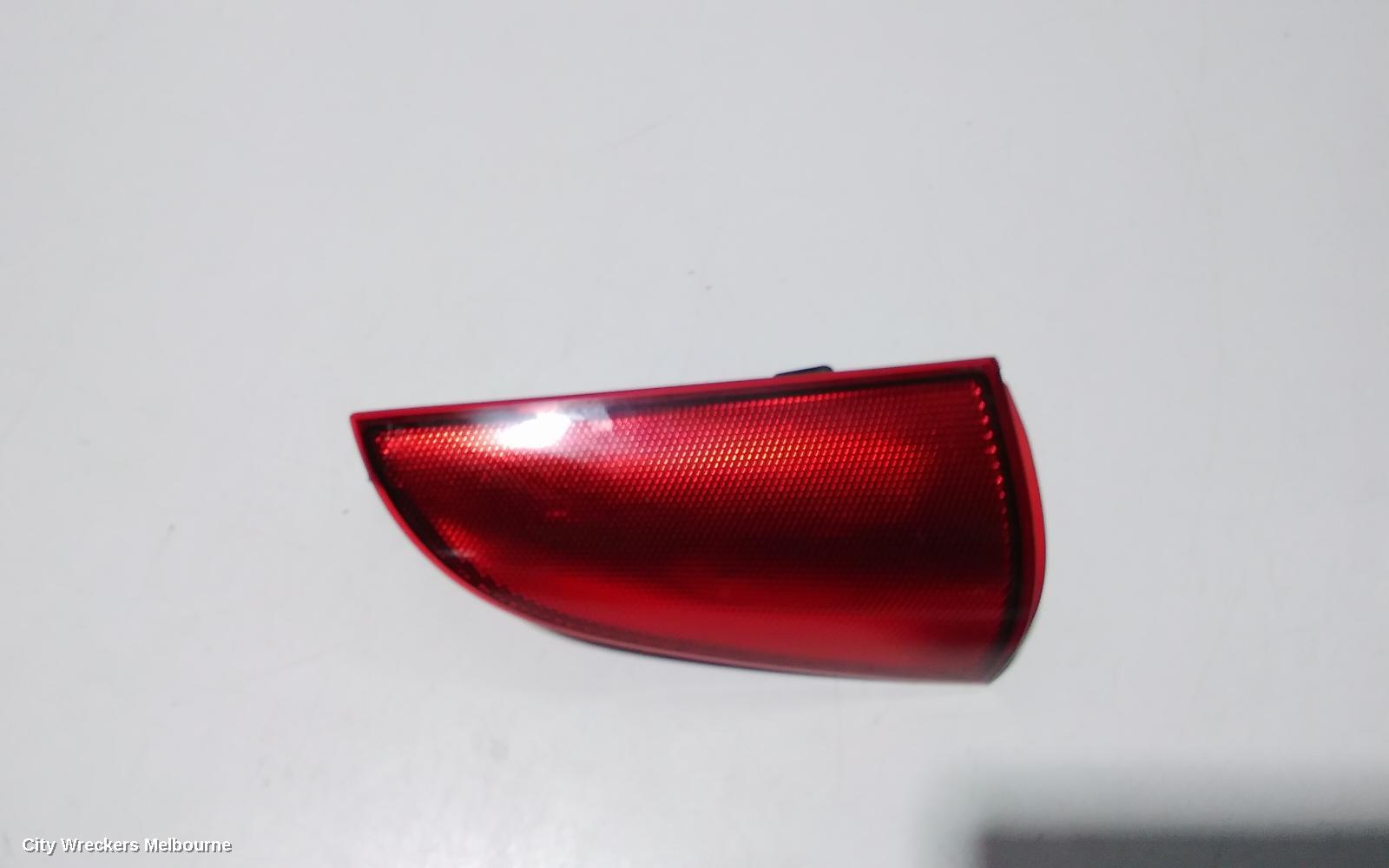 MERCEDES VITO LEFT TAILLIGHT, UPPER TAILGATE, 639, 02/2006 - 02/2015
