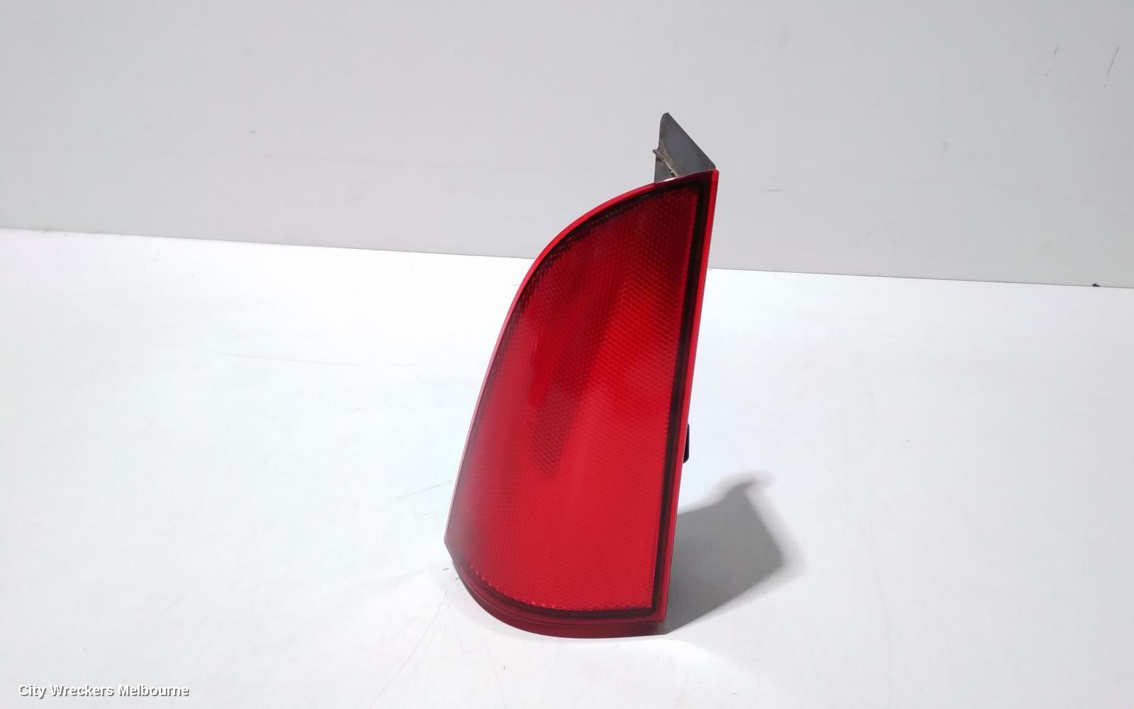 MERCEDES VITO LEFT TAILLIGHT, UPPER TAILGATE, 639, 02/2006 - 02/2015
