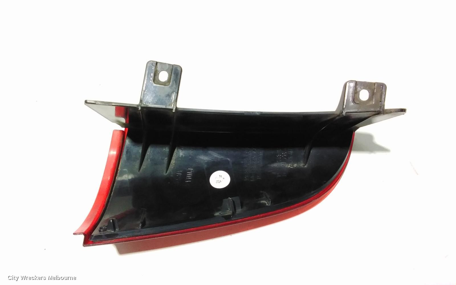 MERCEDES VITO LEFT TAILLIGHT, UPPER TAILGATE, 639, 02/2006 - 02/2015