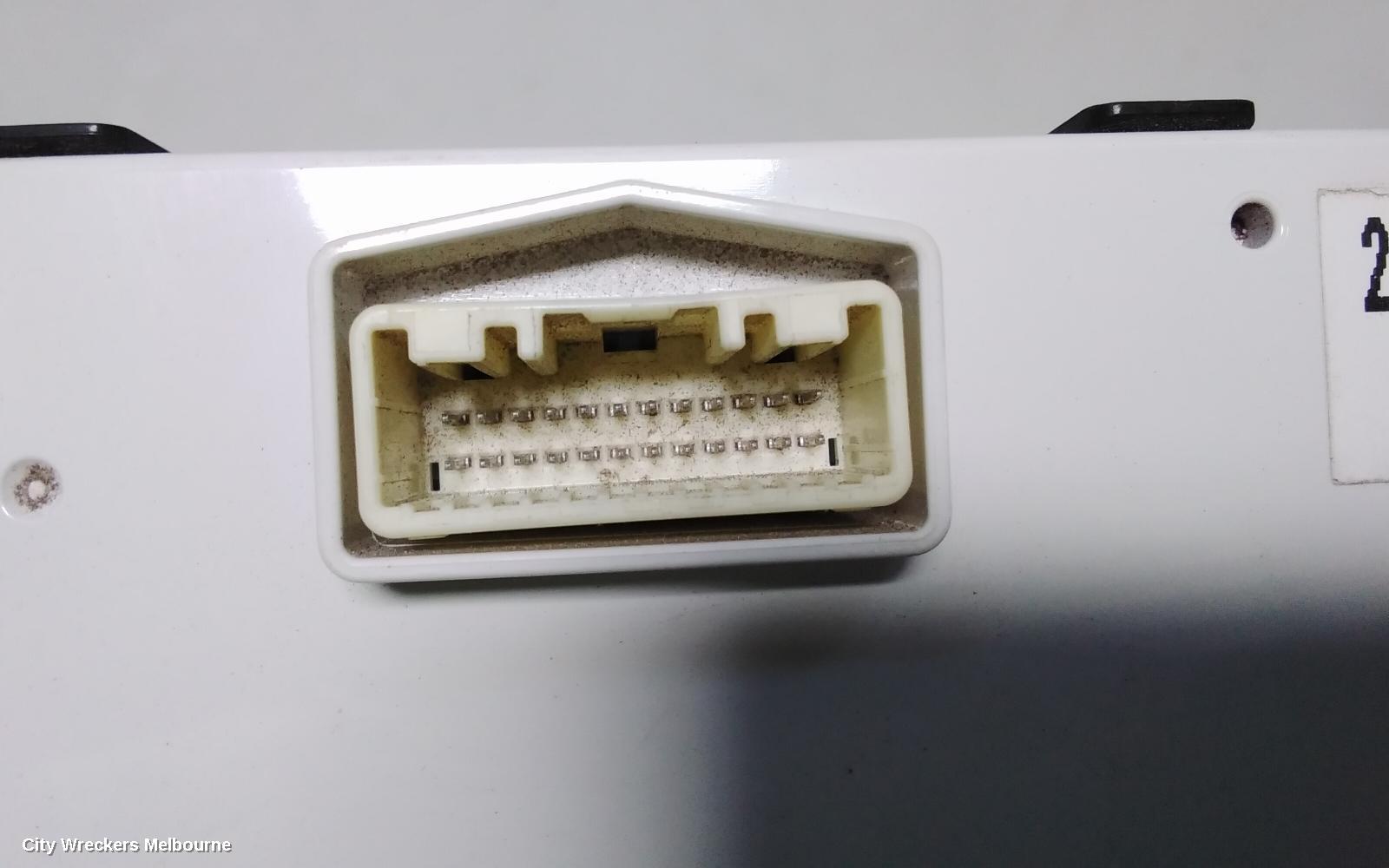 MAZDA CX3 HEATER/AC CONTROLS, DK, CLIMATE CONTROL TYPE, 03/2015 ONWARDS