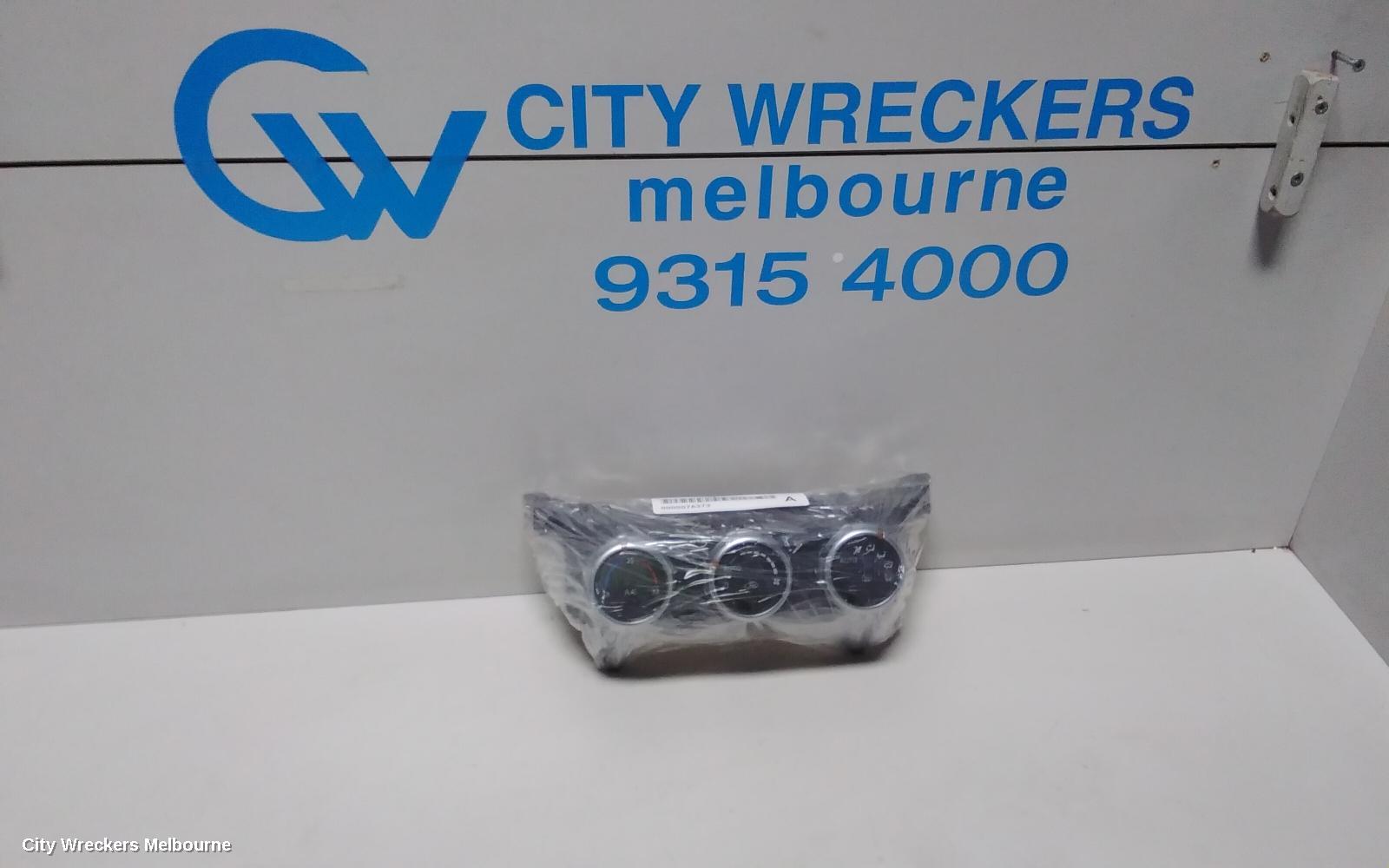 MAZDA CX3 HEATER/AC CONTROLS, DK, CLIMATE CONTROL TYPE, 03/2015 ONWARDS