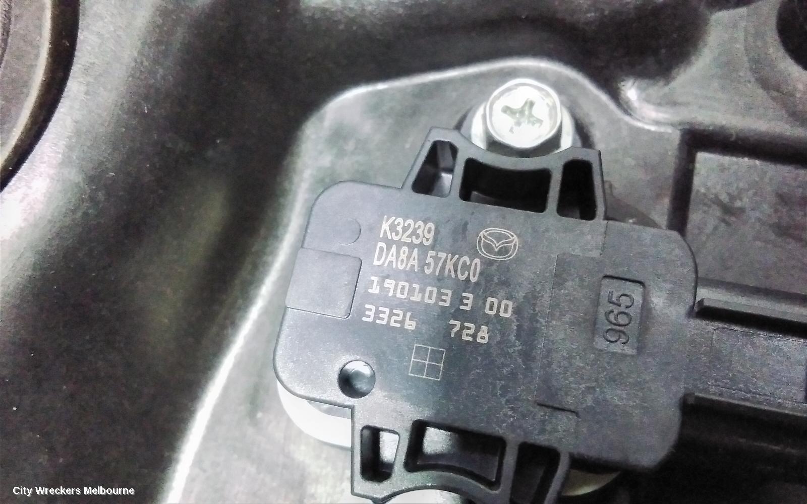 MAZDA CX3 LEFT FRONT WINDOW REG/MOTOR, DK, 02/2017 ONWARDS