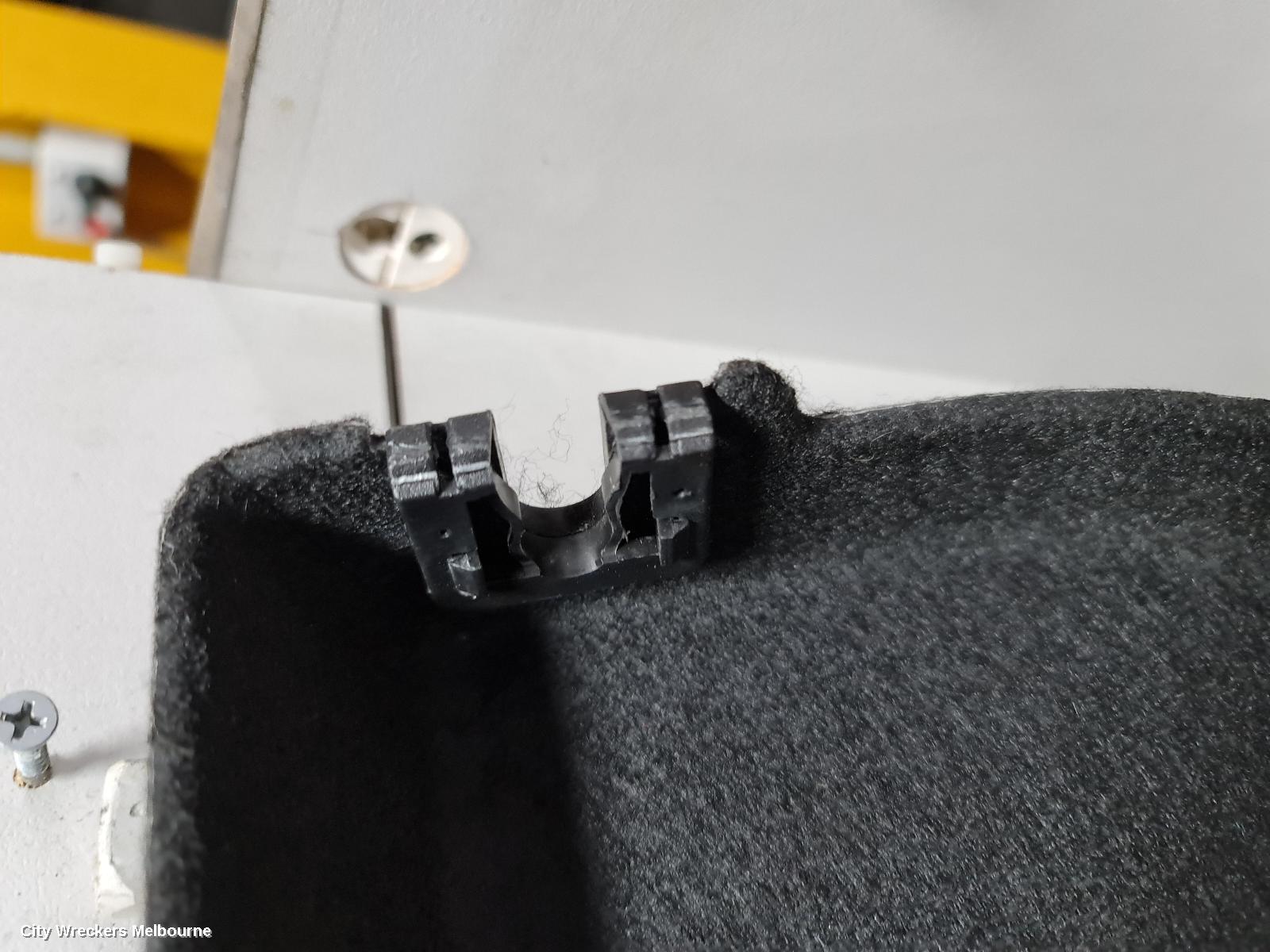 RENAULT CLIO PARCEL SHELF CARGO BLIND, X98, 09/2013 - 10/2019