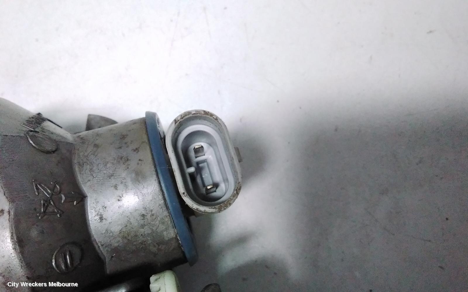 TOYOTA KLUGER RIGHT INDICATOR/FOG/SIDE, BUMPER FOGLAMP, MCU28R, 01/2001 - 04/2007