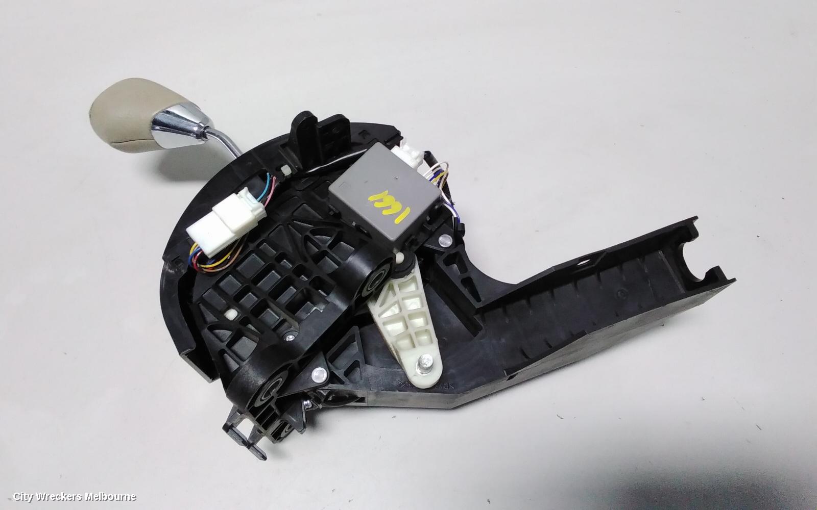 TOYOTA ESTIMA GEAR STICK/SHIFTER, XR50, 05-19