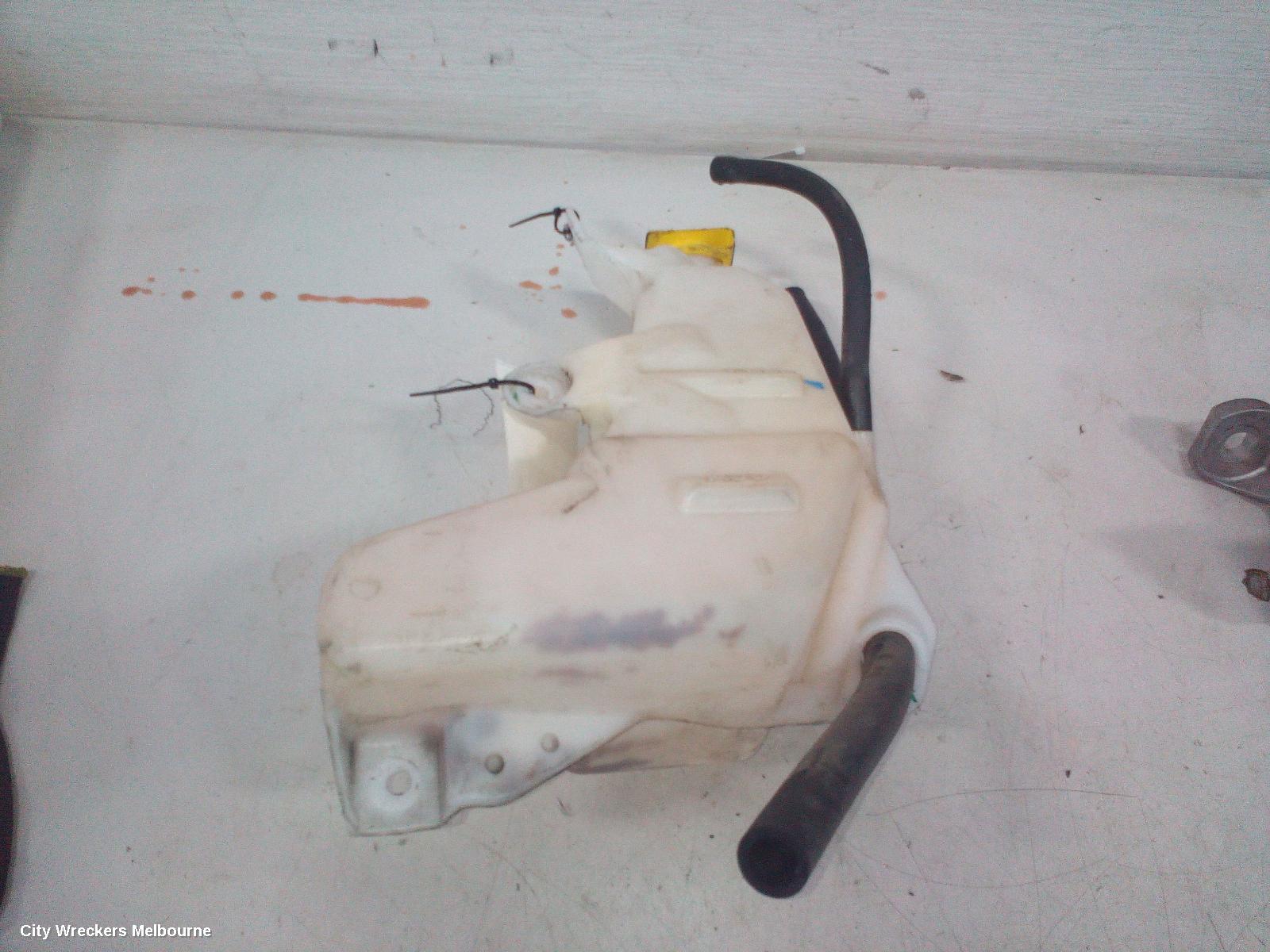 JEEP GRANDCHEROKEE OVERFLOW BOTTLE, WK, PETROL, 10/2010 ONWARDS