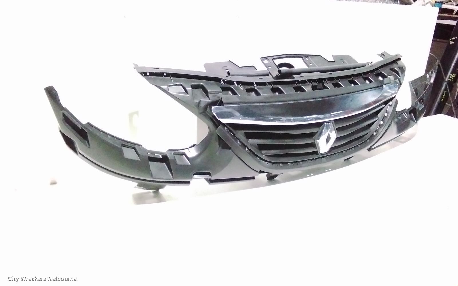 RENAULT FLUENCE GRILLE, RADIATOR GRILLE, X38, 09/2010 - 08/2013