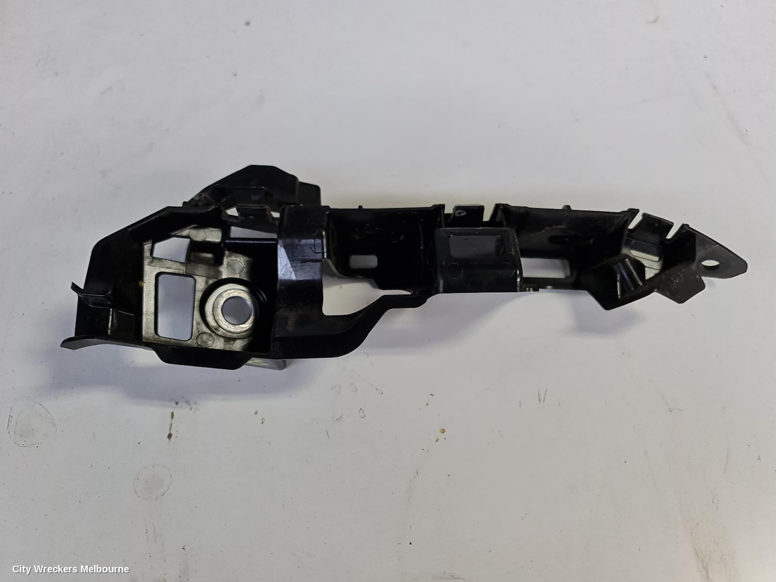 VOLKSWAGEN GOLF, GEN 7, 11/2012 - 08/2020, LHF BAR SLIDE BRACKET: 76522