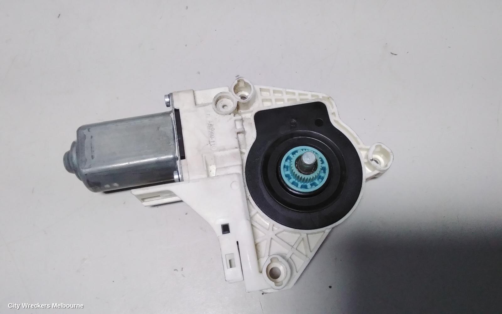 AUDI A1 RIGHT FRONT WINDOW REG/MOTOR, 8X, 5DR HATCH, 03/2012 - 10/2018