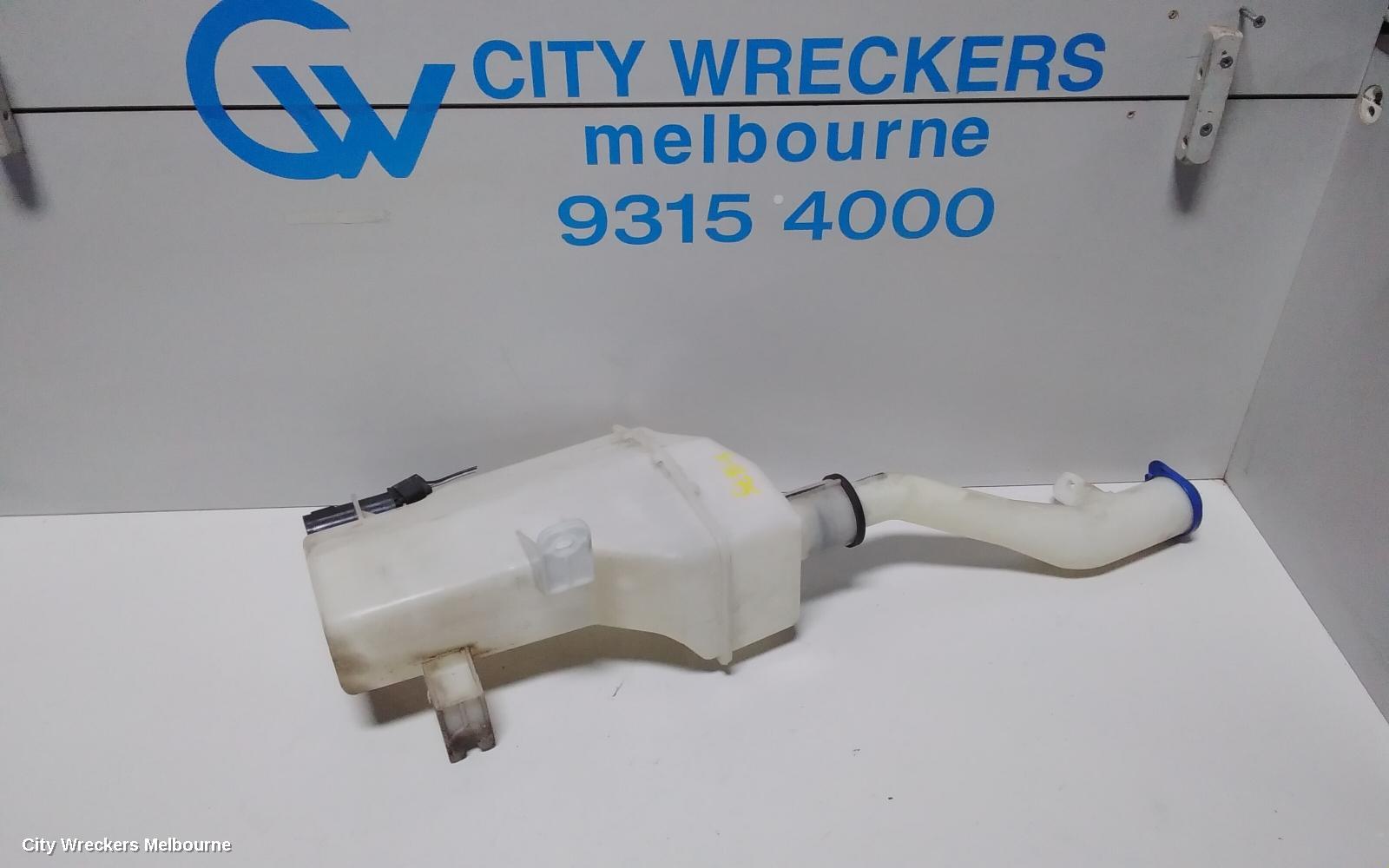 HYUNDAI ILOAD/IMAX WASHER BOTTLE, FRONT, TQ, 11/2007 ONWARDS