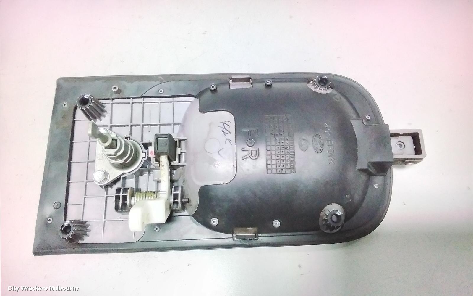 HYUNDAI ILOAD/IMAX DOOR HANDLE, OUTER, RH FRONT, COLOUR CODED, TQ, 11/2007 ONWARDS
