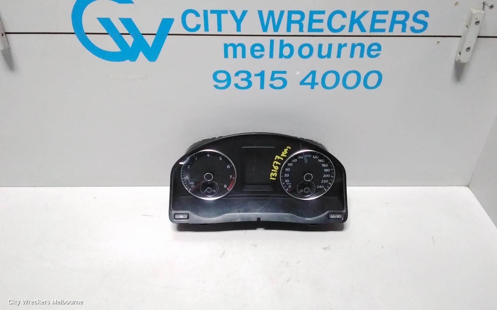 VOLKSWAGEN JETTA INSTRUMENT CLUSTER, PETROL, SPEEDO IS UP TO 240, 1KM, 02/2006 - 07/2011
