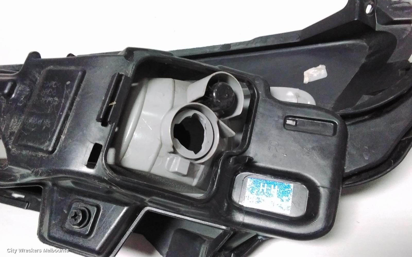 KIA OPTIMA RIGHT INDICATOR/FOG/SIDE, BUMPER FOGLAMP, TF, 01/2011 - 09/2013